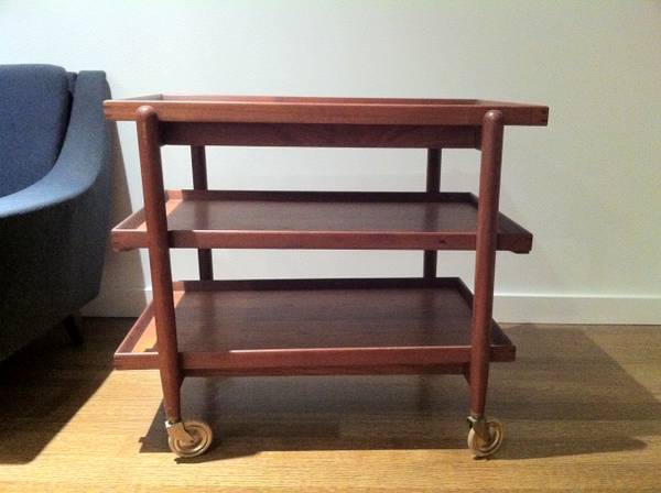 Hundevad Teak Cart Server