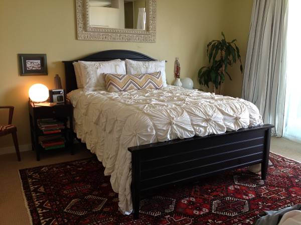 09 Crate and Barrel Queen Bed, Dresser, and Mirror