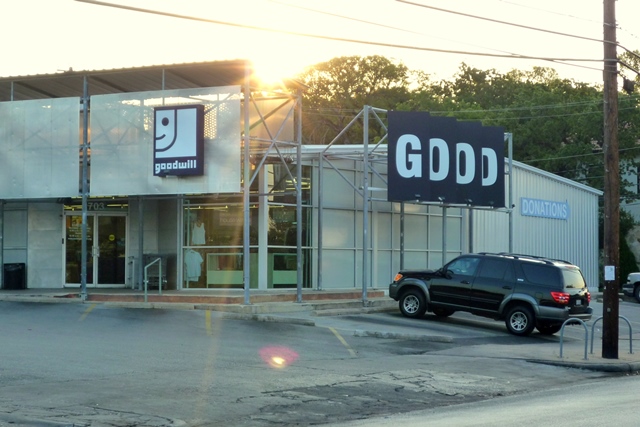 Goodwill Lake Austin Blvd